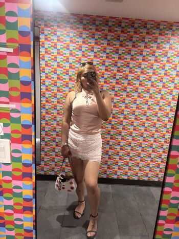 Full leaked Iluvfatitties private onlyfans photo