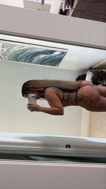 Full leaked Iluvjuicy private onlyfans photo