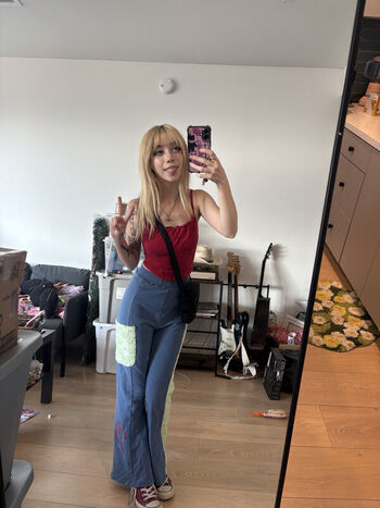 Full leaked Iluvmeww private onlyfans photo