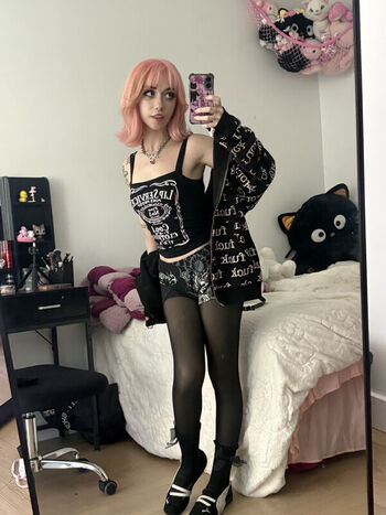 Full leaked Iluvmeww page private onlyfans photo