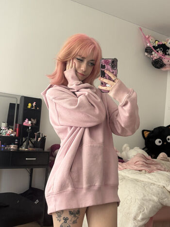 Full leaked Iluvmeww page private onlyfans photo