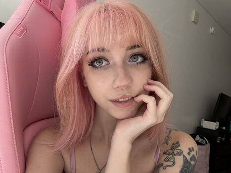 Full leaked Iluvmeww page private onlyfans photo