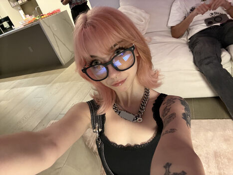 Full leaked Iluvmeww private onlyfans photo