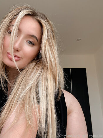 Full leaked Imafreshman private onlyfans photo