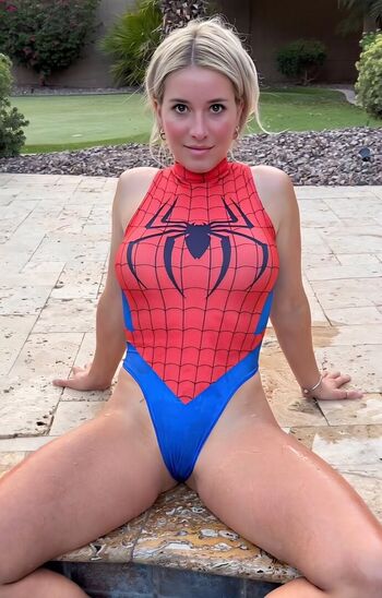 Full leaked Imaubreykeys private onlyfans photo