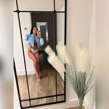 Full leaked Imoszka private onlyfans photo