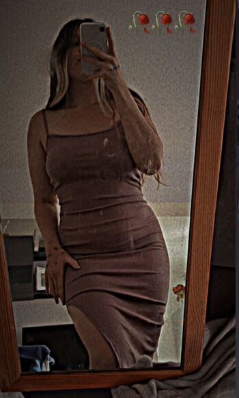 Full leaked Incredible milf private onlyfans photo