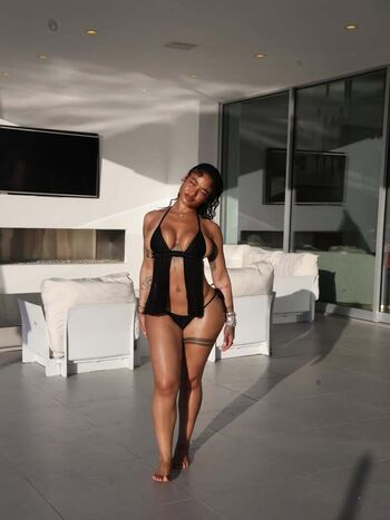 Full leaked India love private onlyfans photo