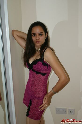 Full leaked Indian baby doll private onlyfans photo