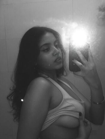 Full leaked Indian naughty stuff private onlyfans photo