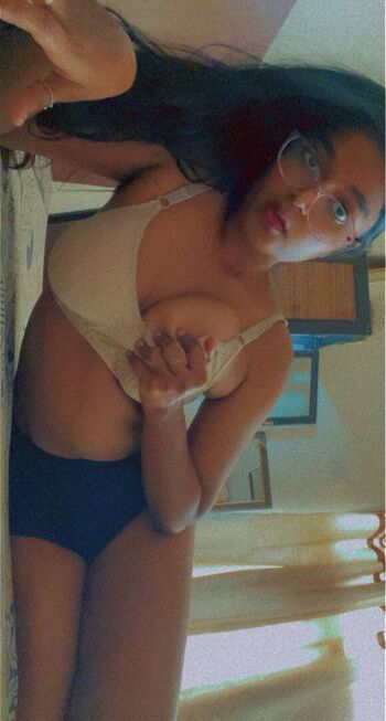 Full leaked Indian naughty stuff private onlyfans photo