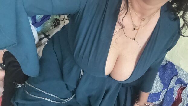 Full leaked Indian naughty stuff private onlyfans photo