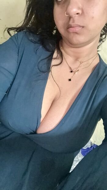 Full leaked Indian naughty stuff private onlyfans photo