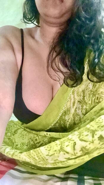 Full leaked Indian naughty stuff private onlyfans photo