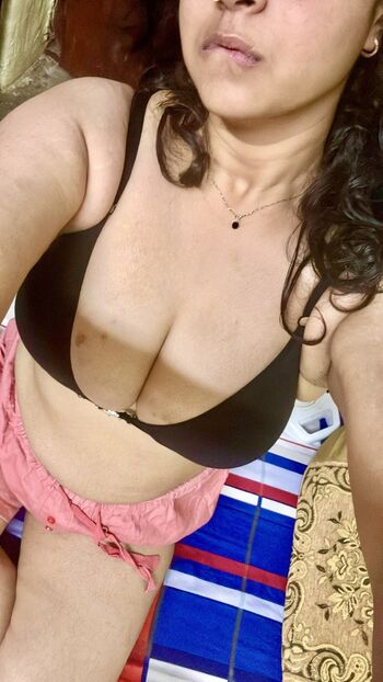 Full leaked Indian naughty stuff private onlyfans photo