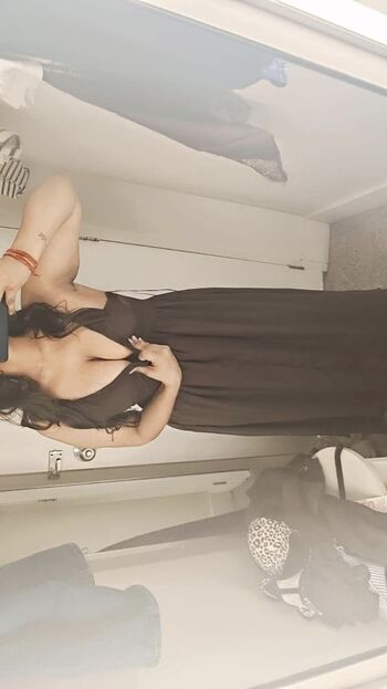 Full leaked Indian naughty stuff page private onlyfans photo