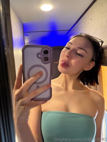 Full leaked Indieellis page private onlyfans photo