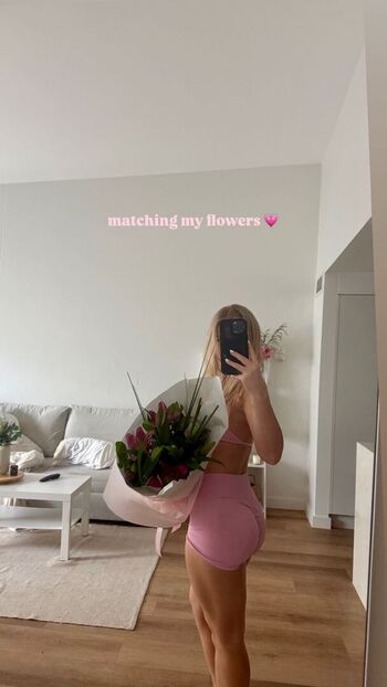 Full leaked Indiiveale page private onlyfans photo