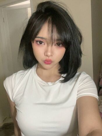 Full leaked Indonesian girls  page private onlyfans photo