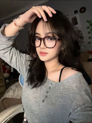 Full leaked Indonesian girls page private onlyfans photo