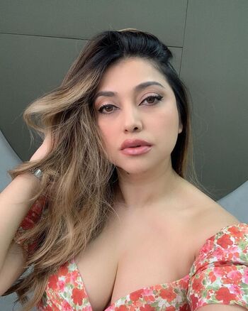 Full leaked Indonesian girls private onlyfans photo