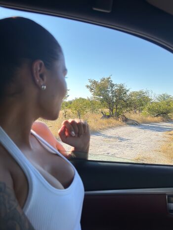 Full leaked Ines loucif private onlyfans photo