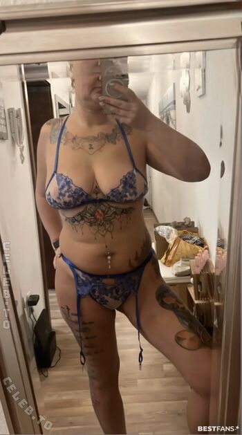 Full leaked Inked blondi private onlyfans photo