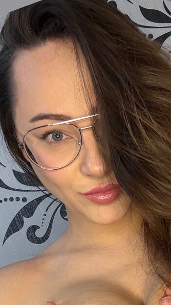 Full leaked Innaluve page private onlyfans photo