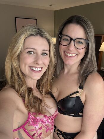 Full leaked Innocenthotwifexxx private onlyfans photo