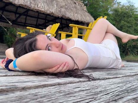 Full leaked Inusualmaria private onlyfans photo