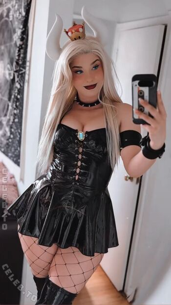 Full leaked Invadervie page private onlyfans photo