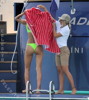 Full leaked Irina shayk  page private onlyfans photo
