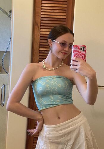 Full leaked Iris apatow private onlyfans photo
