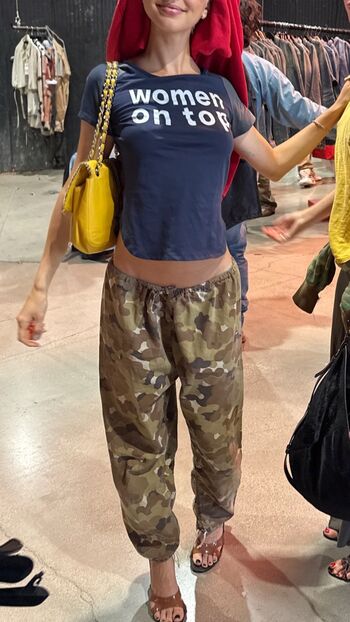 Full leaked Iris law private onlyfans photo