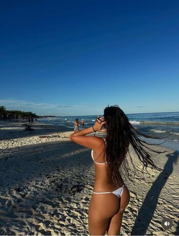 Full leaked Iris mulas page private onlyfans photo