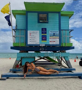 Full leaked Iris mulas page private onlyfans photo