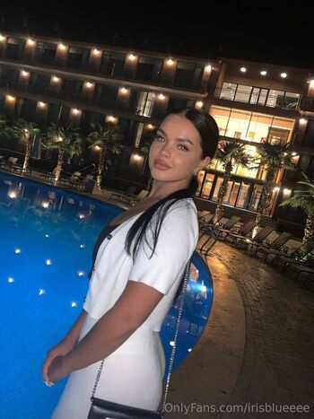 irisblueeee