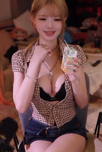 Full leaked Irissiri page private onlyfans photo