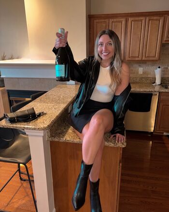 Full leaked Irlgirls private onlyfans photo