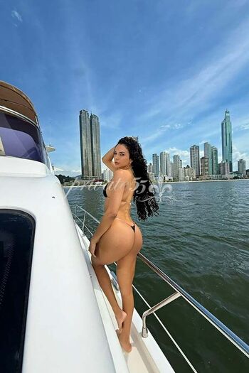 Full leaked Isa medeiros private onlyfans photo