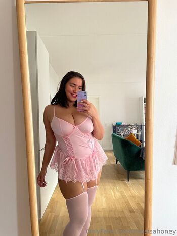 Full leaked Isa sato private onlyfans photo