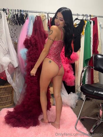 Full leaked Isabella chvez private onlyfans photo