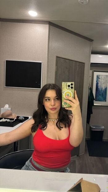 Full leaked Isabella gomez private onlyfans photo