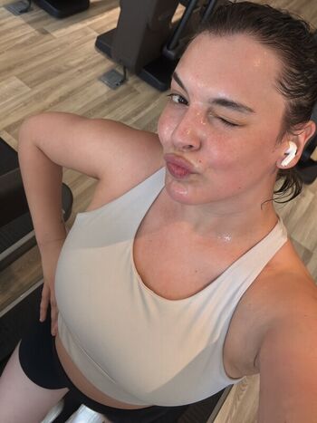 Full leaked Isabella gomez private onlyfans photo