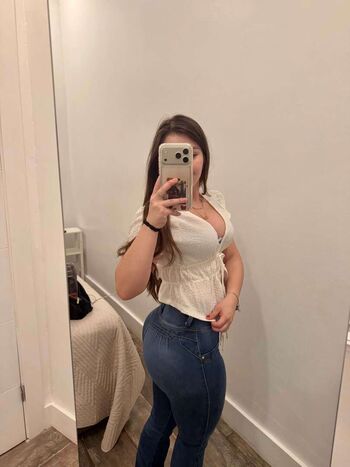 Full leaked Isabella mendoza private onlyfans photo