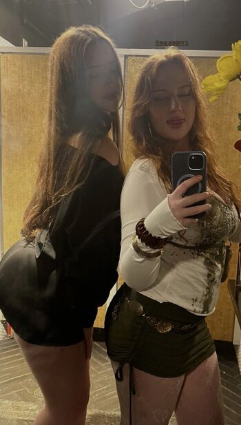 Isabelle / 3sa.1e / mizzyalwaysonline / mizzybackonline