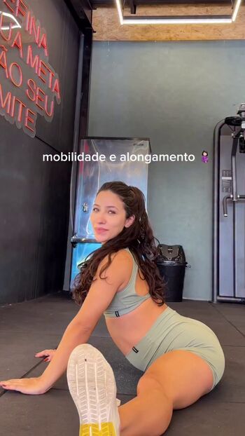 Isadora Abrahao