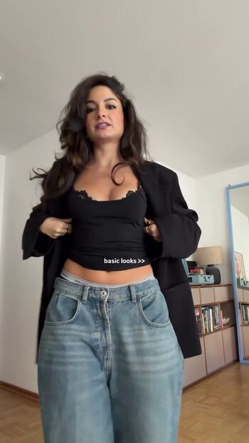 Full leaked Ischtar isik page private onlyfans photo