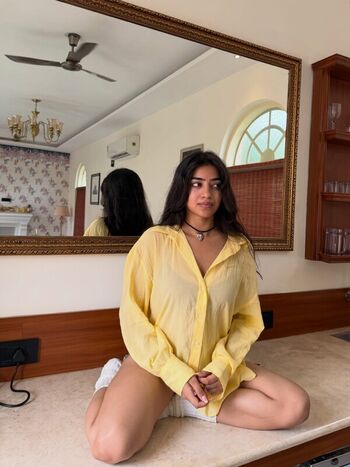 Full leaked Ishika sethi private onlyfans photo