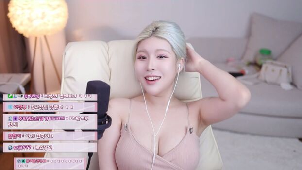 Full leaked Ishimimugi private onlyfans photo